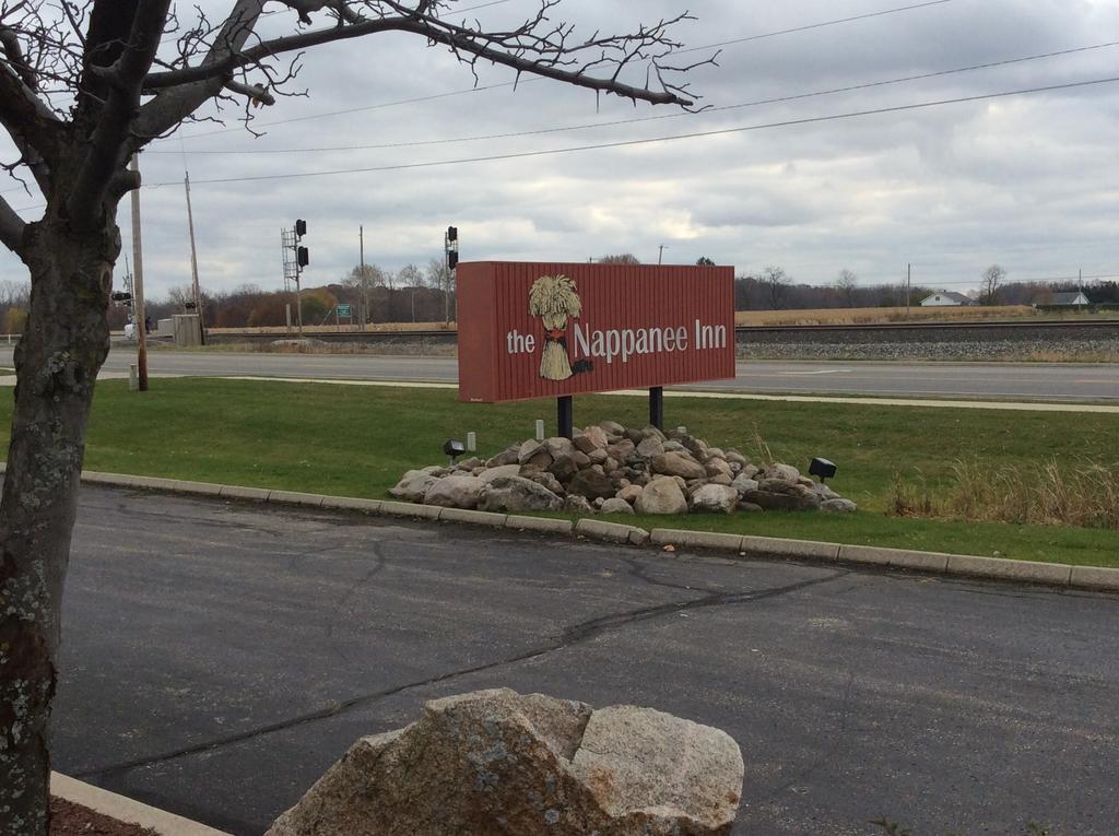Countryside Inn Nappanee エクステリア 写真