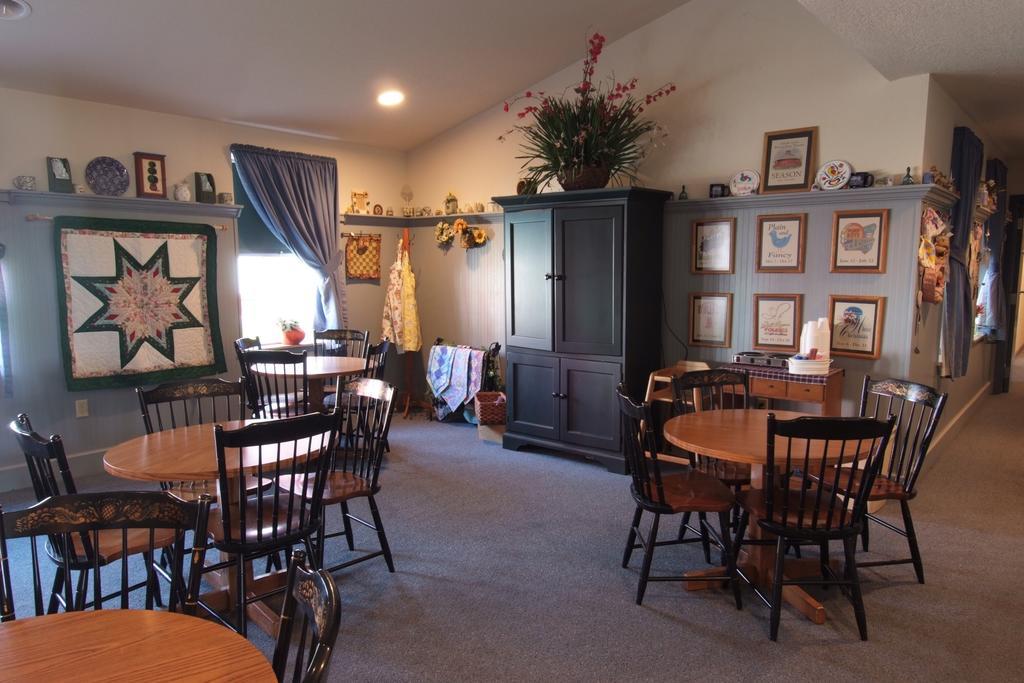 Countryside Inn Nappanee エクステリア 写真
