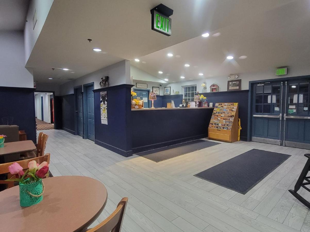 Countryside Inn Nappanee エクステリア 写真