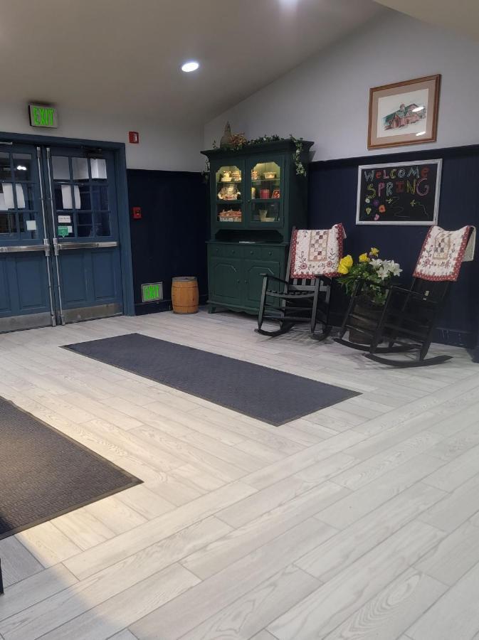 Countryside Inn Nappanee エクステリア 写真