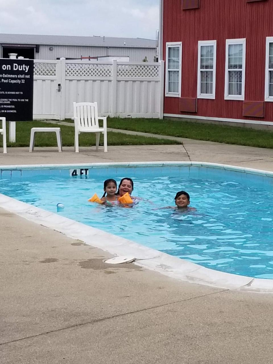 Countryside Inn Nappanee エクステリア 写真